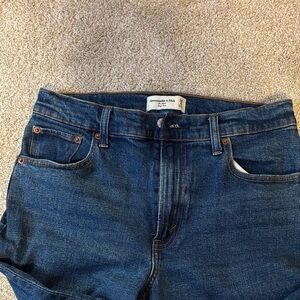 Abercrombie and Fitch, the mom high rise